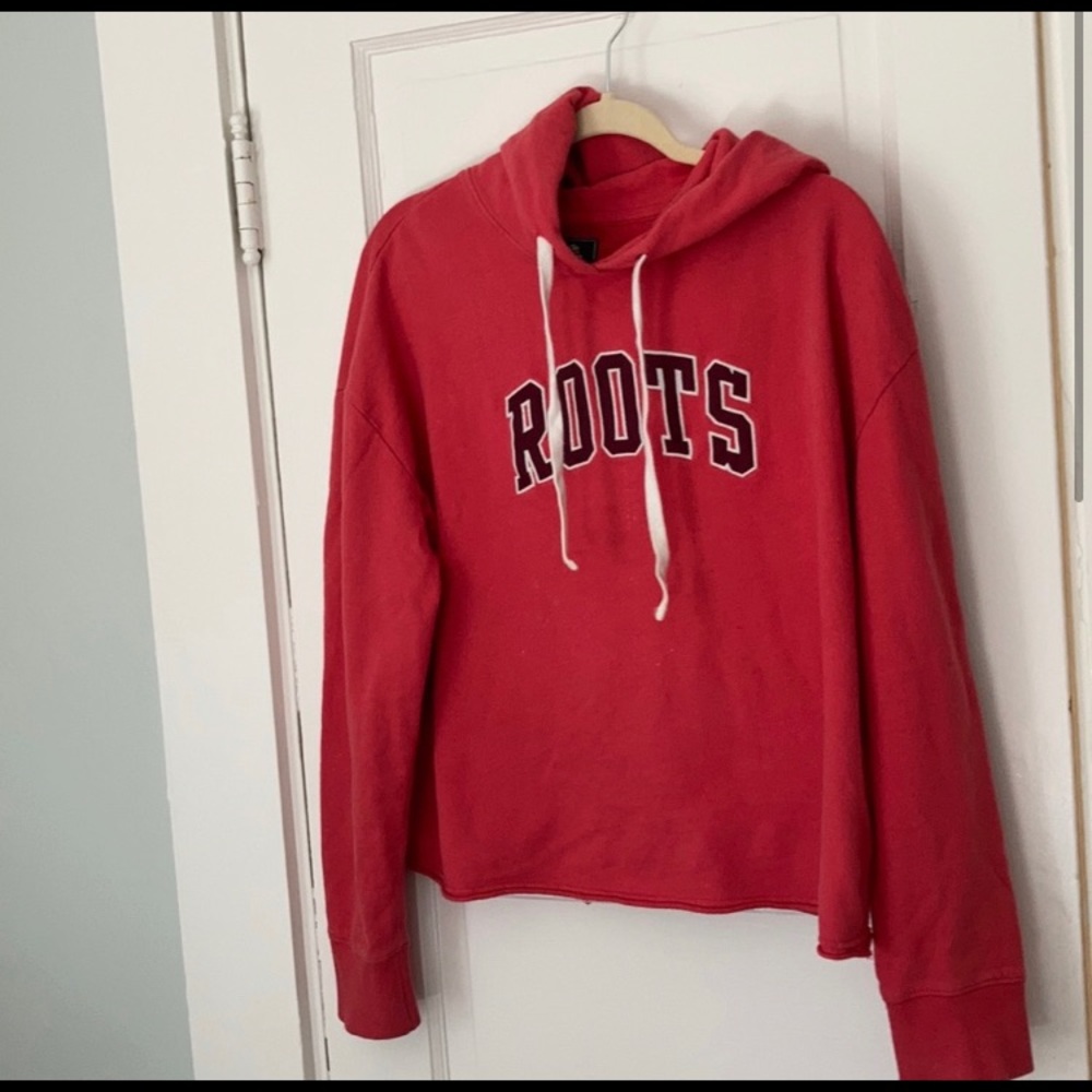 Roots cropped sweatshirt!